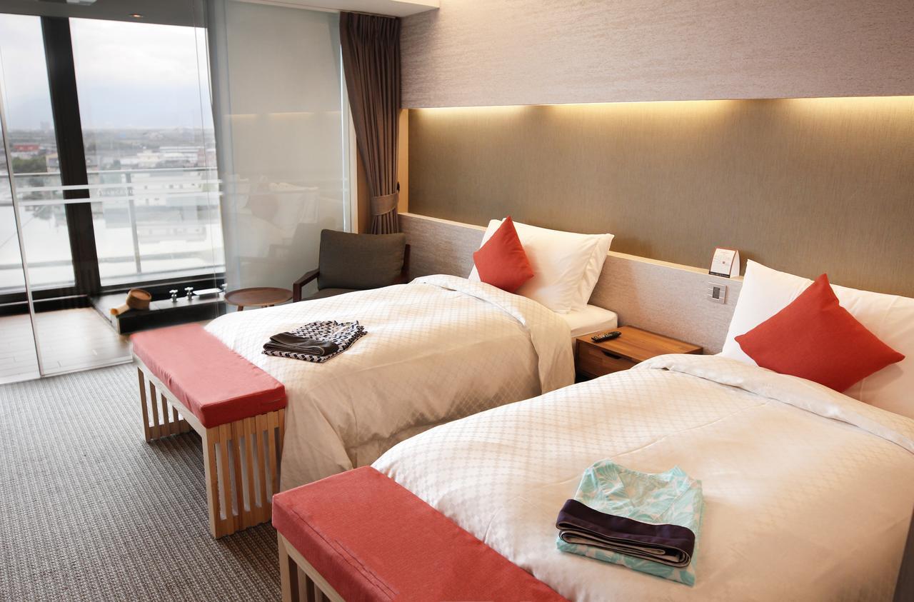 Dancewoods Hotel 우지에 외부 사진